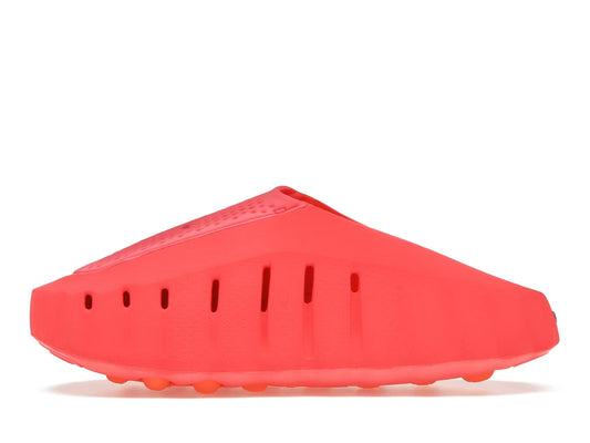 Nike Mind 001 Solar Red