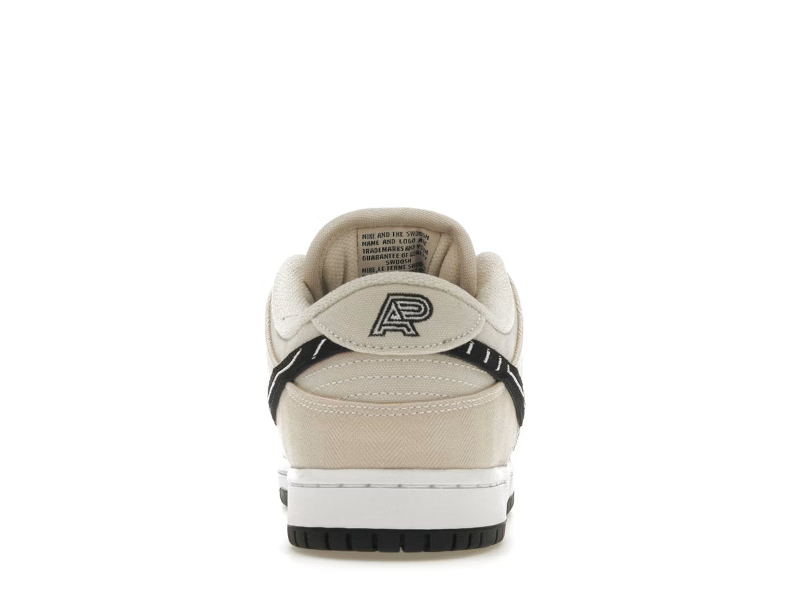 Nike Dunk Low SB Albino and Preto