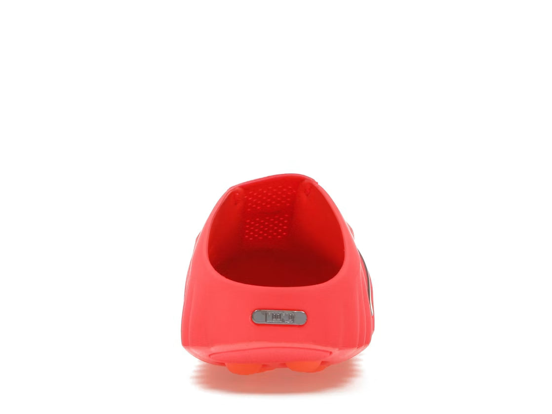 Nike Mind 001 Solar Red