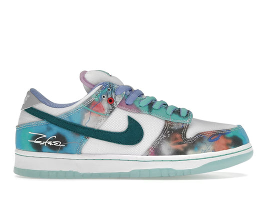 Nike Dunk Low SB Futura Laboratories