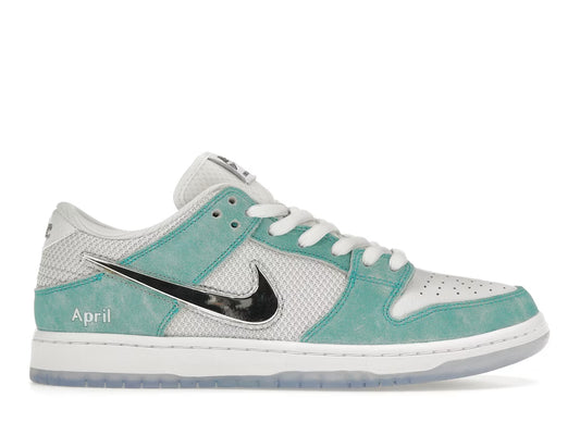 Nike Dunk Low SB April Skateboard
