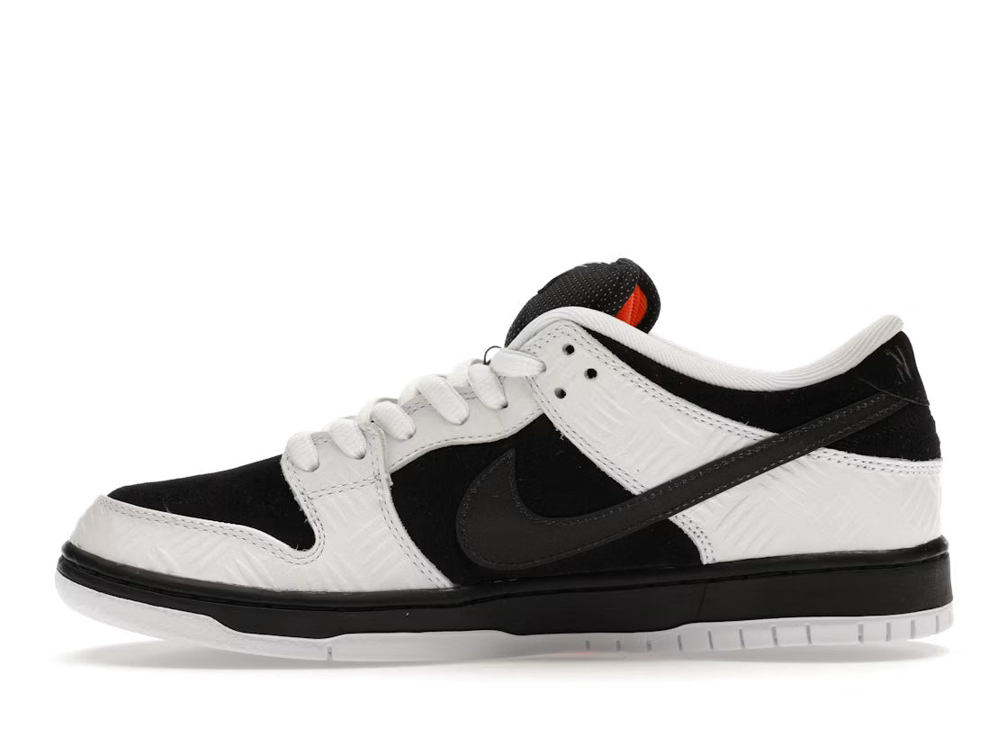 Nike Dunk Low SB Tightbooth