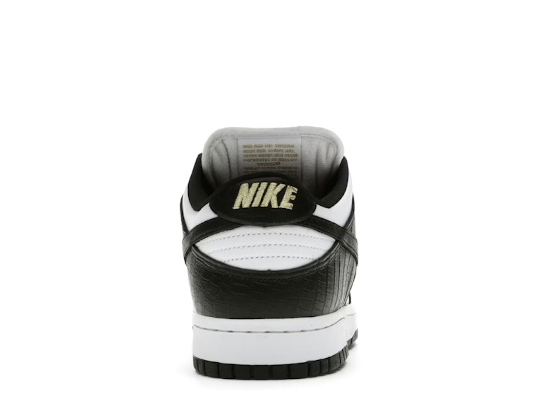 Nike Dunk Low SB Supreme Stars Black
